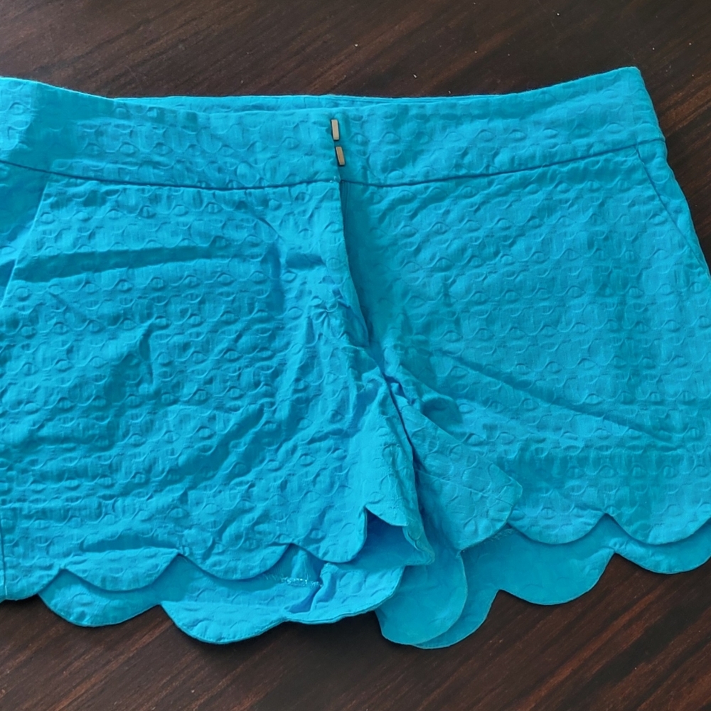 Scalloped blue shorts